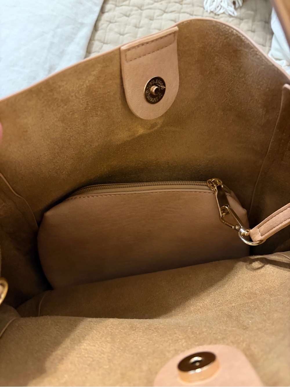 Anthropologie Soft Pebble Leather Shoulder Bag in Tan - Picture 4 of 5